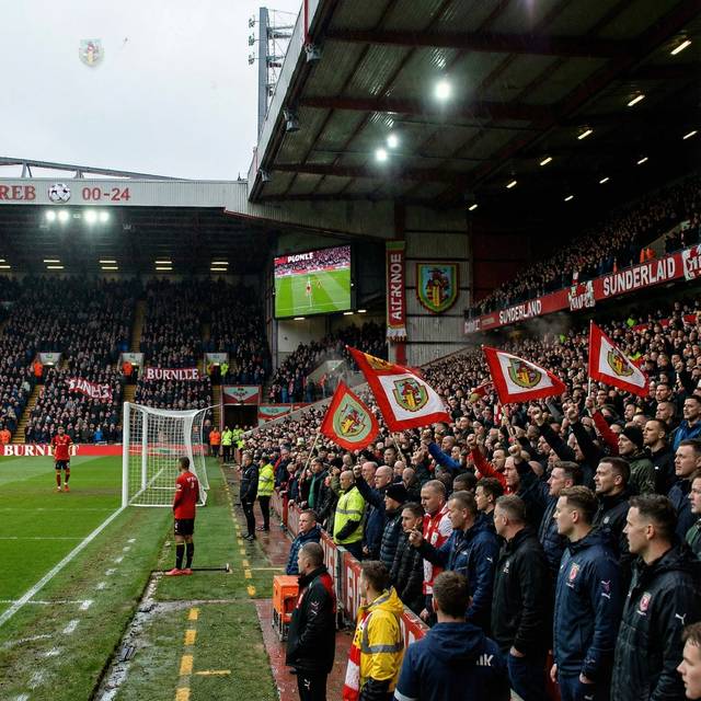 Burnley và Sunderland: Khi đam mê bóng đá chạm đến World Cup 2026